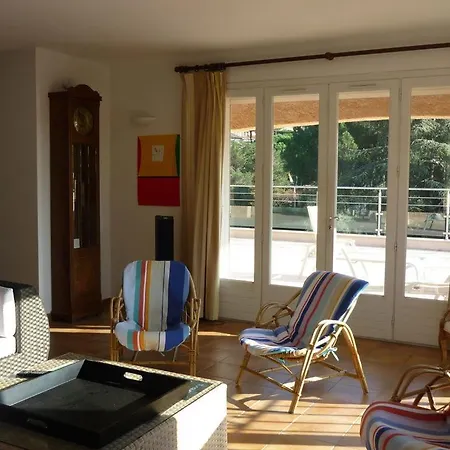 Вилла Familiale